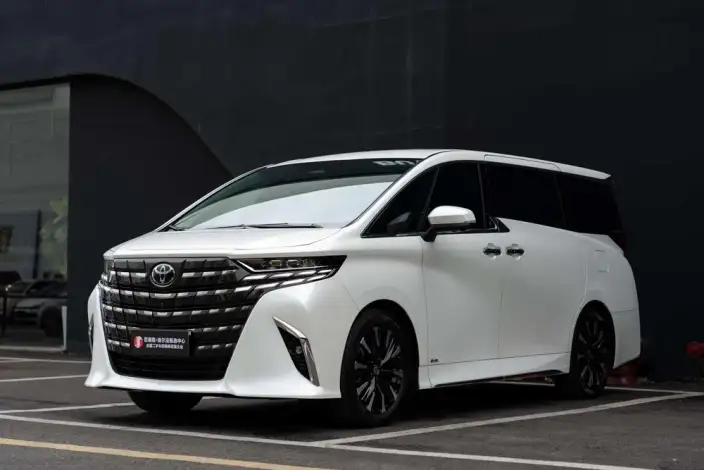 Elfa 2023 Model 2.5L Intelligent Hybrid 4WD Premium – фото 1