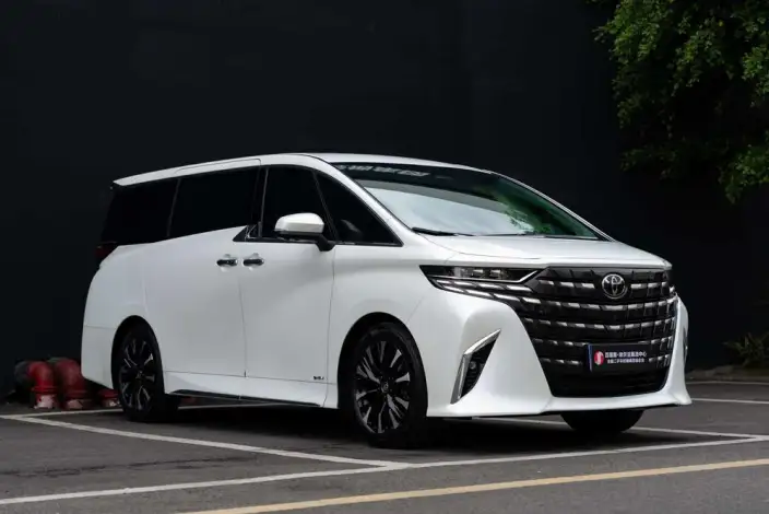 Elfa 2023 Model 2.5L Intelligent Hybrid 4WD Premium – фото 3
