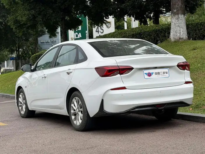 Chevrolet Corolla 2023 Model 1.5L DCT Yuexiang Edition – фото 4