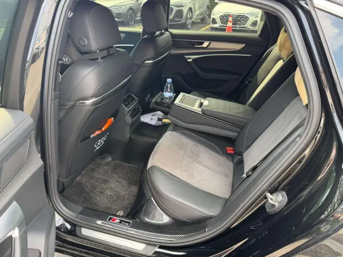 Audi A6L PHEV 2022 Model 55 TFSI e quattro – фото 10