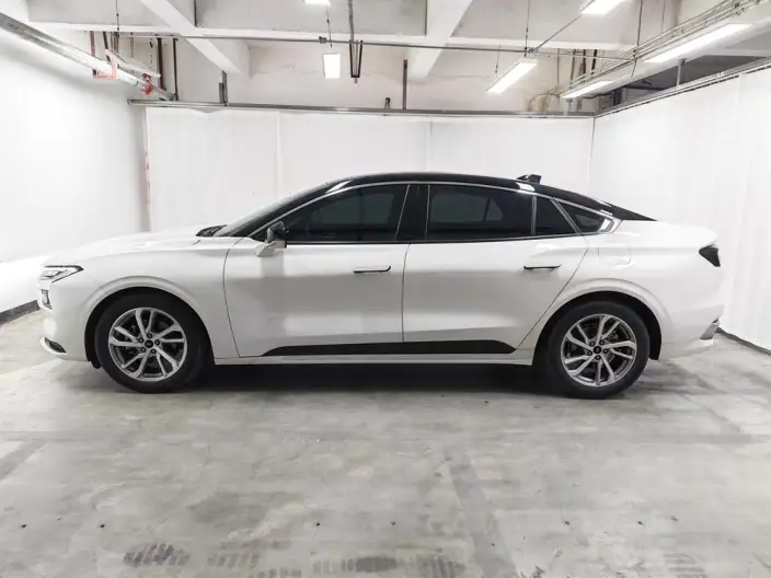 Ford Mondeo 2022 Model Facelift EcoBoost 245 Luxury Model – фото 4