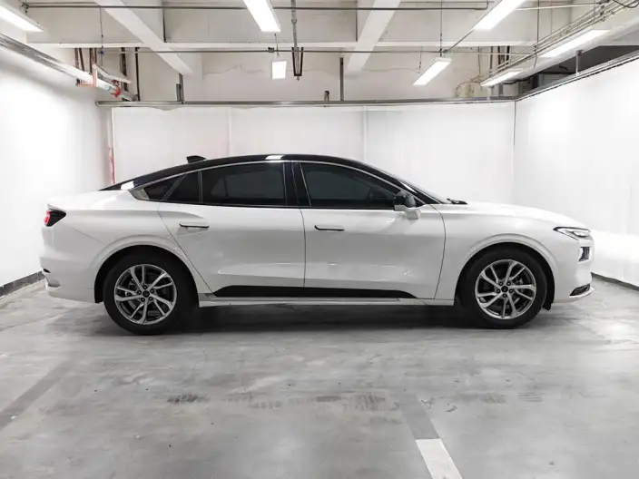 Ford Mondeo 2022 Model Facelift EcoBoost 245 Luxury Model – фото 8