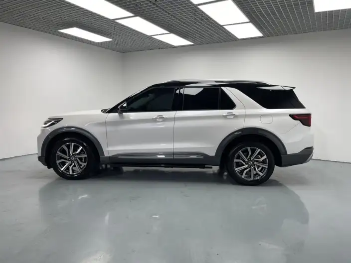 Ford Explorer 2023 Model EcoBoost 285 4WD Titan Jin Edition 7 seat – фото 4