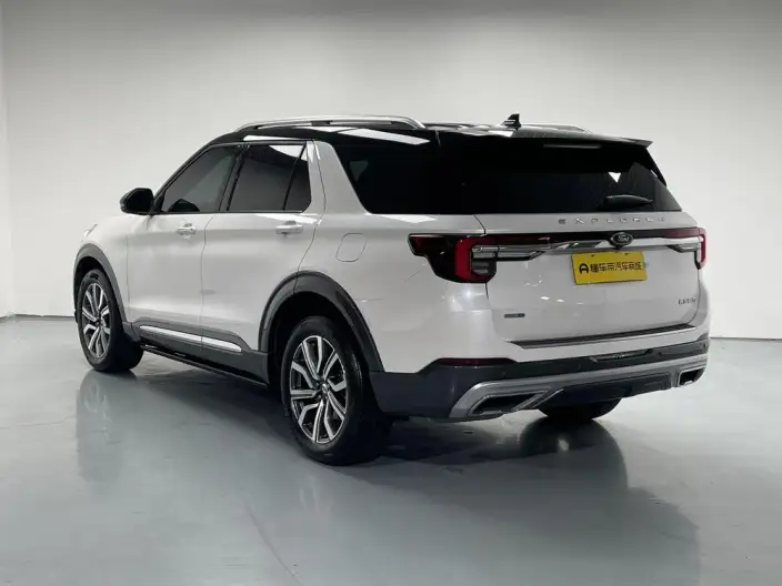 Ford Explorer 2023 Model EcoBoost 285 4WD Titan Jin Edition 7 seat – фото 5