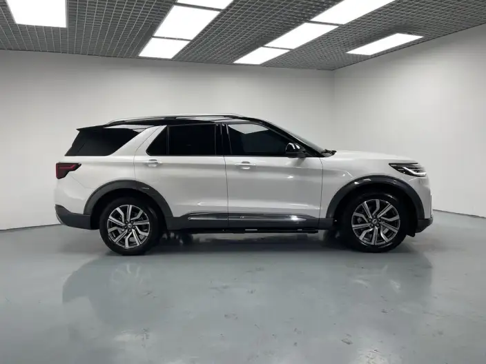 Ford Explorer 2023 Model EcoBoost 285 4WD Titan Jin Edition 7 seat – фото 8