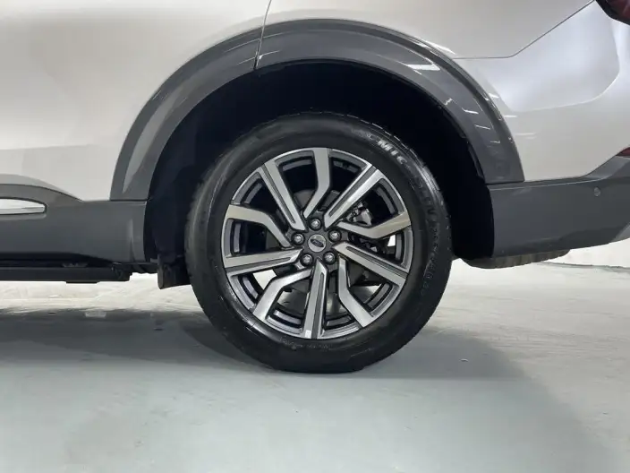 Ford Explorer 2023 Model EcoBoost 285 4WD Titan Jin Edition 7 seat – фото 9