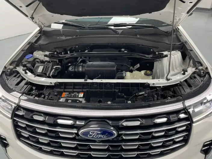 Ford Explorer 2023 Model EcoBoost 285 4WD Titan Jin Edition 7 seat – фото 10
