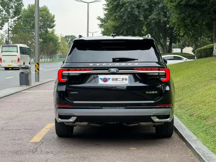 Ford Explorer 2027 Model 2.3T EcoBoost 4WD Titan Jin Edition 7 seat – фото 5