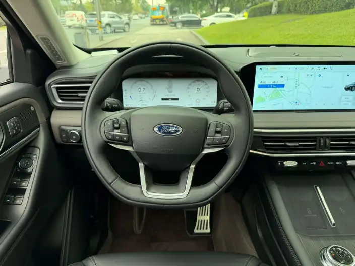 Ford Explorer 2027 Model 2.3T EcoBoost 4WD Titan Jin Edition 7 seat – фото 10