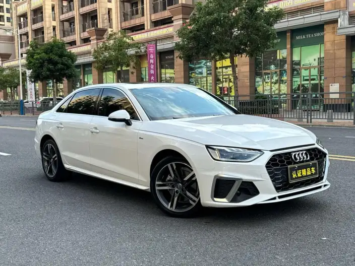 Audi A4 L 2022 Model 40 TFSI Luxury Dynamic Model – фото 3
