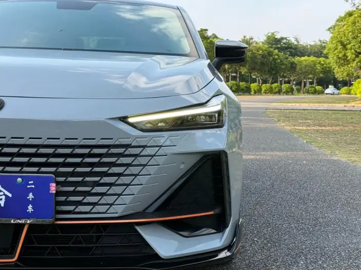 Changan UNI-V 2022 Model 1.5T Sports Edition – фото 8
