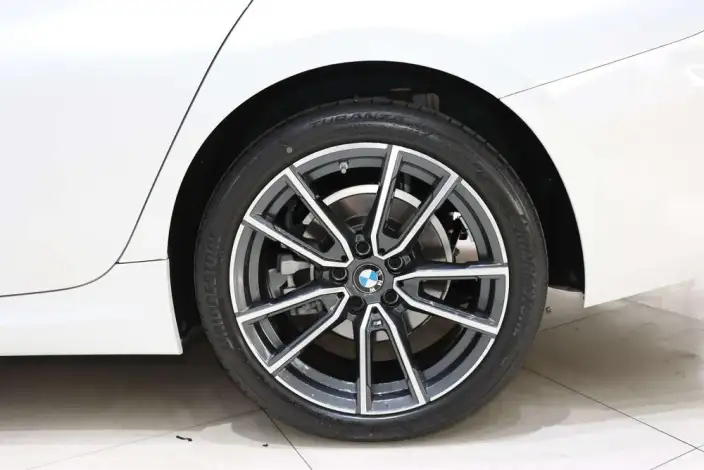 BMW 3 Series 2023 Model 325Li M Sports Set – фото 7
