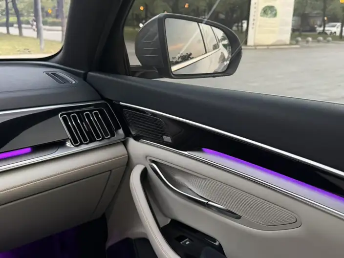 BYD Song PLUS DM 2021 Model DM-i 110KM 2WD Flagship PLUS 5G Edition – фото 10