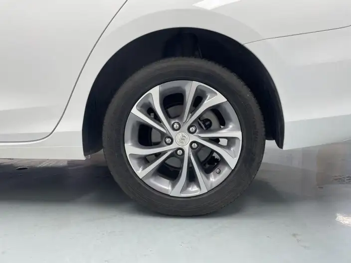 Buick Verano 2023 Model Pro 533T Lexiang Edition – фото 9