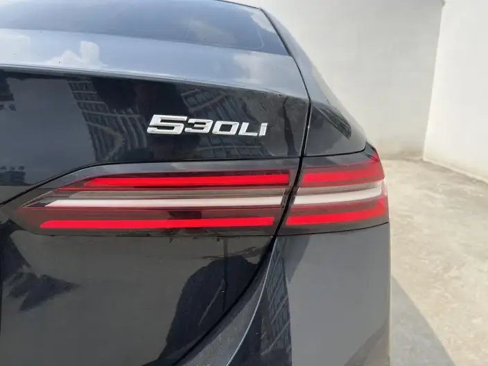 BMW 5 Series 2024 Model 530Li Exclusive Model M Sports Set – фото 7