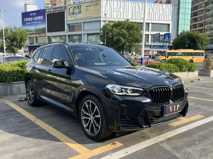 BMW X3 2023 Model xDrive30i Leading Model M Night Set – фото 3