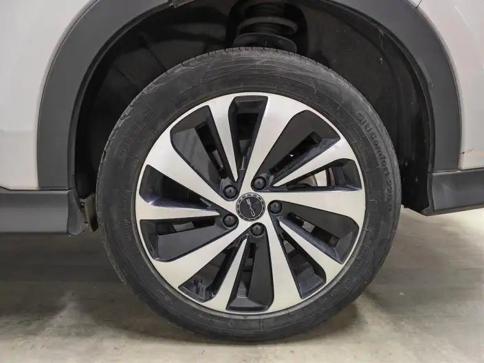 BYD Song PLUS EV 2023 Model Champion Edition 520KM Noble Model – фото 9