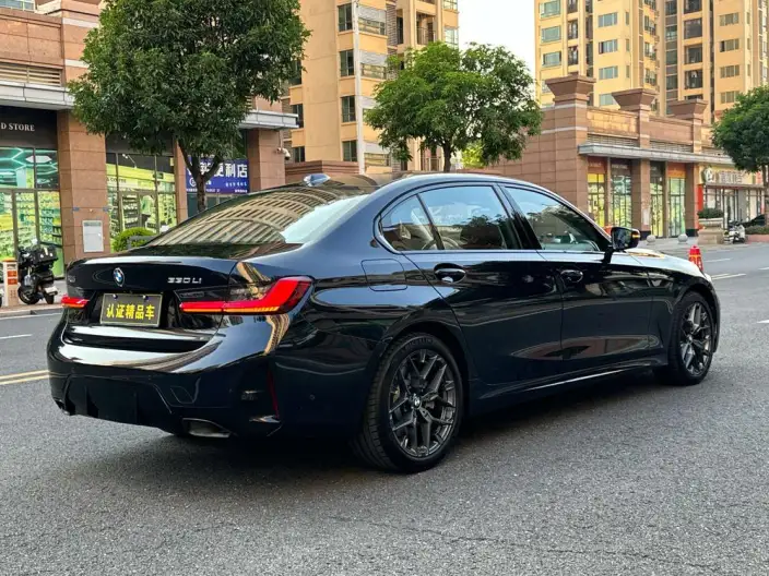 BMW 3 Series 2025 Model 330Li M Sports Night Set – фото 7