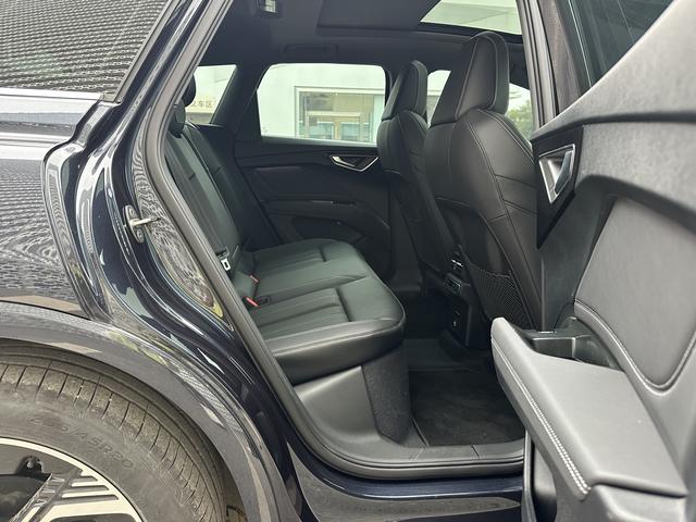 Audi Q4 e-tron 2024 40 e-tron Vision Edition – фото 10