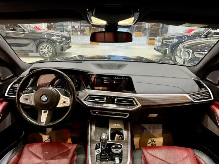 BMW X5 2022 Model xDrive 40Li Exclusive Model M Sports Set – фото 7