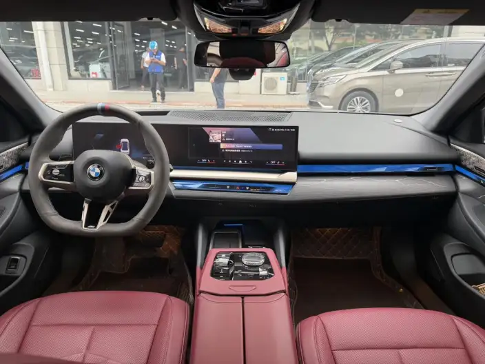 BMW 5 Series 2025 Model Facelift 530Li Exclusive Model M Sports Set – фото 5