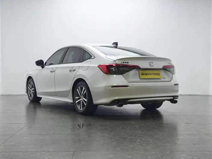 Honda Civic 2022 Model 240TURBO CVT Dynamic Edition – фото 5