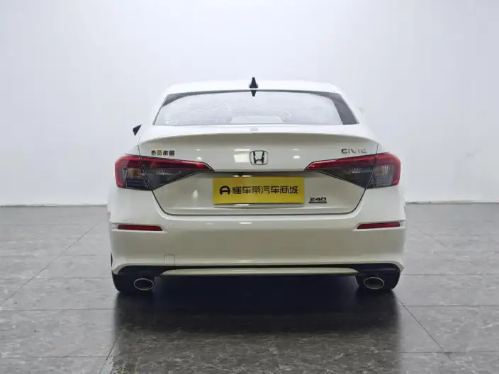 Honda Civic 2022 Model 240TURBO CVT Dynamic Edition – фото 6