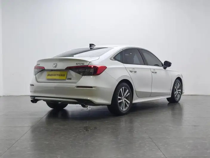 Honda Civic 2022 Model 240TURBO CVT Dynamic Edition – фото 7