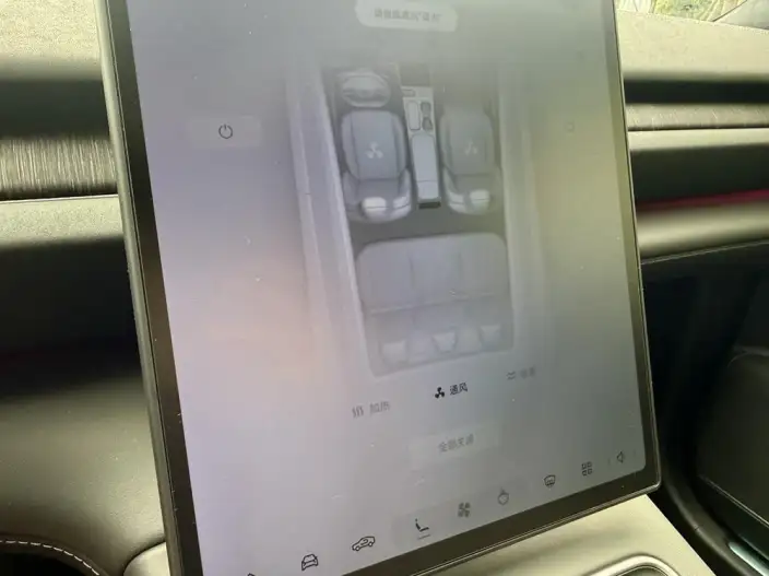 NIO EC6 2023 Model 75kWh – фото 10