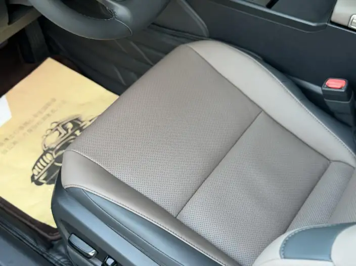 Lexus ES 2022 Model 300h Premium – фото 5