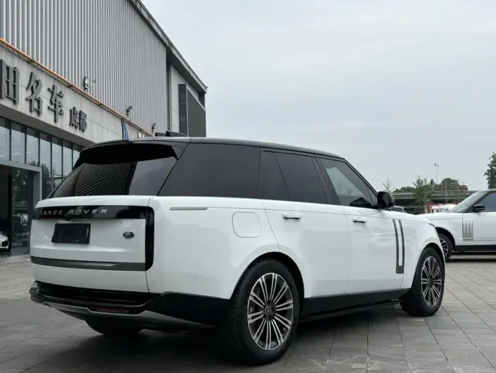 Range Rover 2024 Model 3.0 L6 360PS Shengshi Edition – фото 4