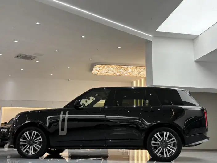 Range Rover 2024 Model 3.0 L6 400PS Shengshi Extended Edition – фото 3
