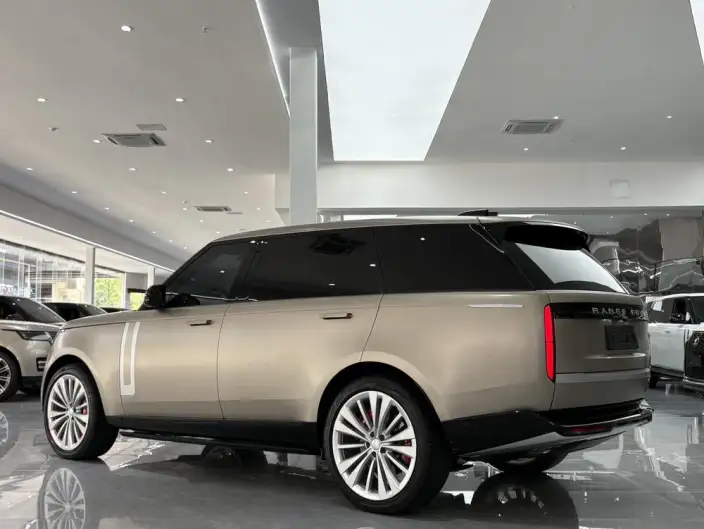Range Rover 2023 Model 4.4 V8 530PS First Edition Edition – фото 2