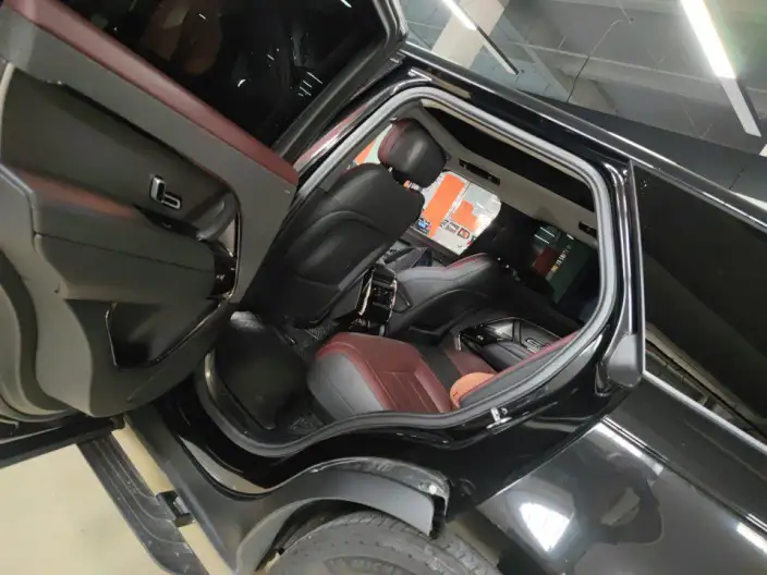 Range Rover Sport 2024 Model 400PS DYNAMIC SE – фото 7