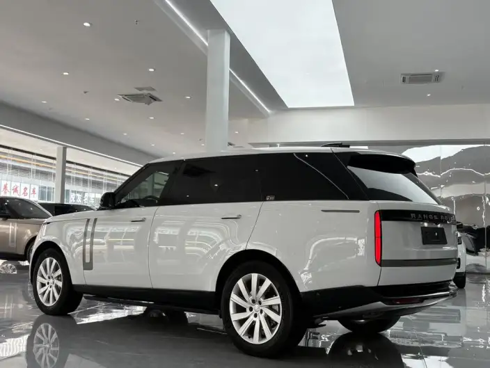 Range Rover 2025 Model 3.0 L6 400PS Shengshi Extended Edition – фото 3