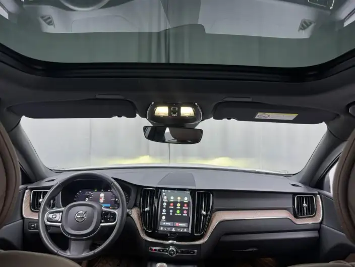 Volvo XC60 2024 Model B5 4WD Smart Range Deluxe Edition – фото 9