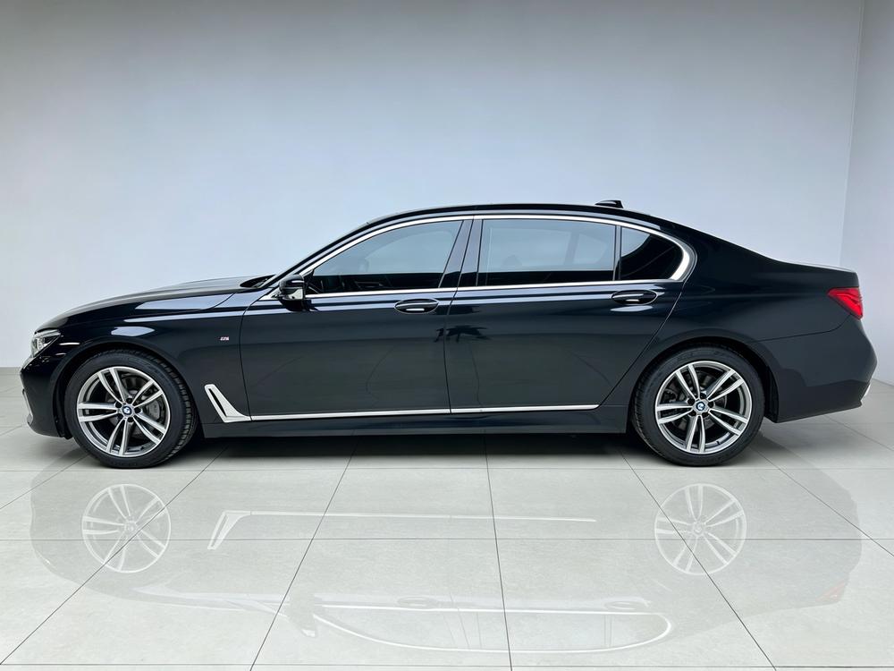 BMW 7 Series 2018 730Li Exclusive M Sports Set
