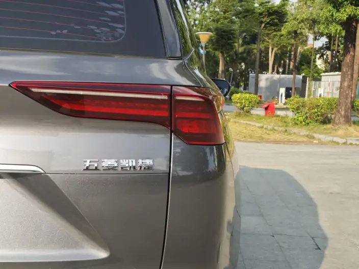 Wuling Victory 2022 Model Facelift 280T CVT Flagship Model – фото 8