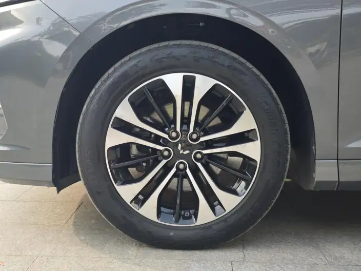 Wuling Victory 2022 Model Facelift 280T CVT Flagship Model – фото 10