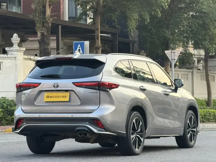 Crown Kluger 2022 Model 2.5L HEV 4WD Deluxe Edition – фото 7