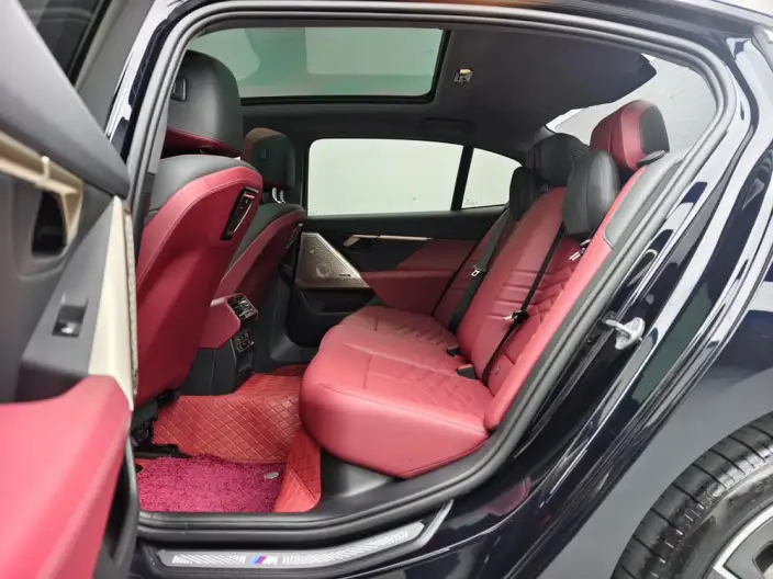 BMW 5 Series 2024 Model 530Li Exclusive Model M Sports Set – фото 9