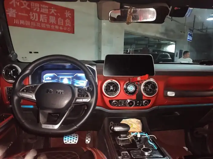 BAIC BJ40 2023 Model 2.0T Automatic 4WD City Hunter Edition Warrior Model – фото 5