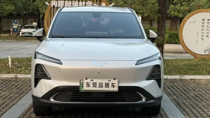 **Wuling Xingguang S** PHEV 2024 Model 130km Pilot Model