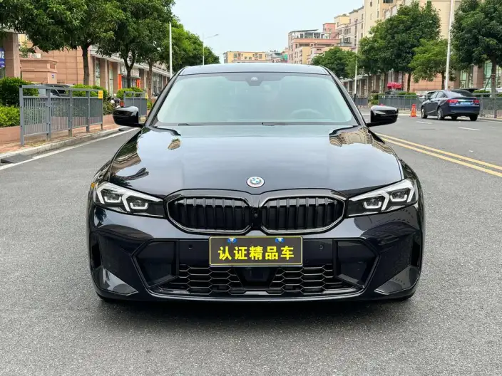 BMW 3 Series 2025 Model 330Li M Sports Night Set – фото 2