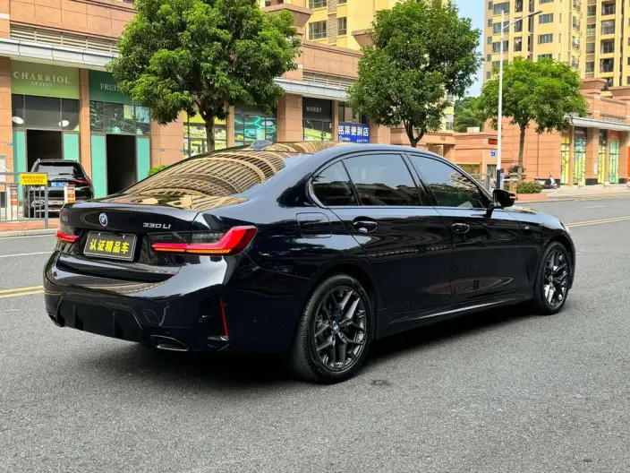 BMW 3 Series 2025 Model 330Li M Sports Night Set – фото 7