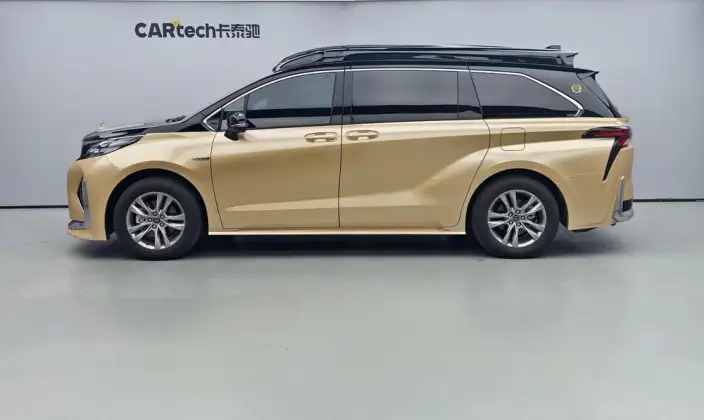 Toyota Sienna 2024 Model Hybrid 2.5L 4WD Premium Edition – фото 3