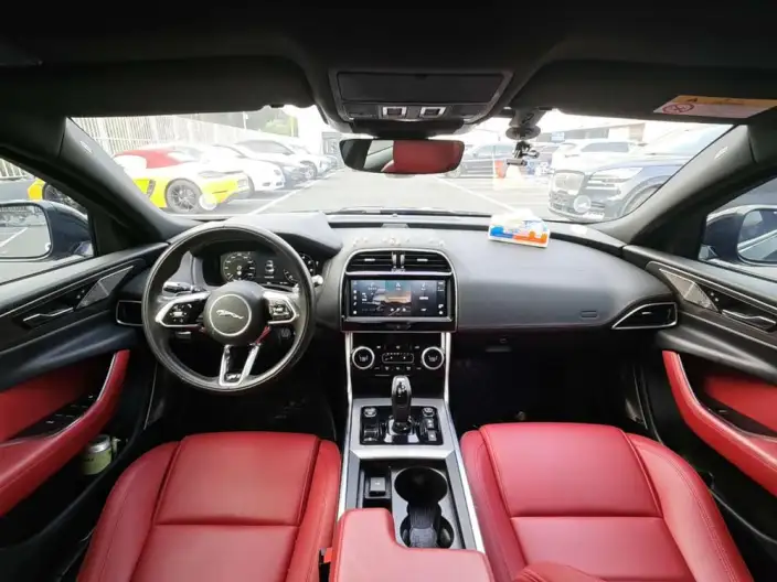 Jaguar XE L 2021 Model 2.0T 250PS R-DYNAMIC S Enterprising Sports Edition – фото 10