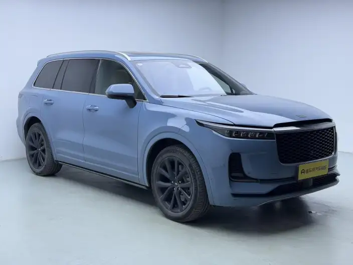Li Auto ONE 2021 Model Extended Range 6 seat Edition – фото 3