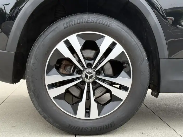 Mercedes-Benz GLA 2022 Model GLA 200 – фото 9