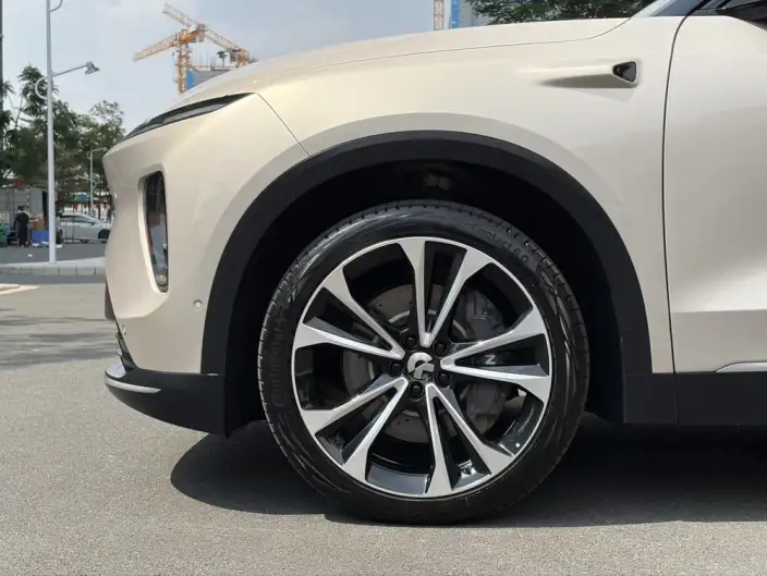 NIO ES8 2023 Model 100kWh – фото 9